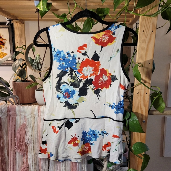 Floral Peplum Top Anthropologie - Picture 2 of 4